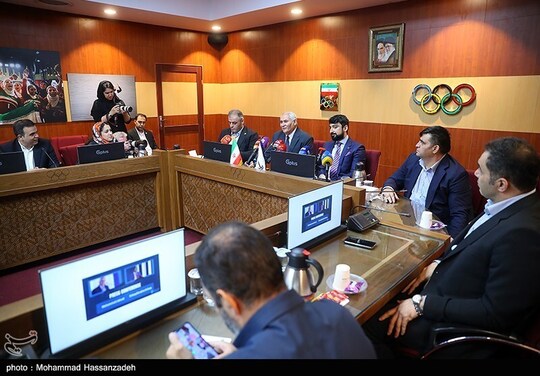 نشست خبری رئیس فدراسیون جهانی وزنه برداری