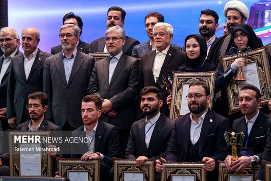 آیین اختتامیه سی ودومین جشنواره دانشجوی نمونه کشوری