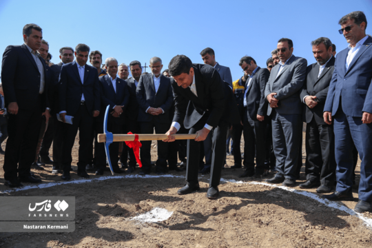 در جریان سفر یک‌روزه وزیر ارتباطات به استان البرز، آئین کلنگ‌زنی مرکز پردازش هوشمند پست غرب و شمال‌غرب کشور برگزار شد.