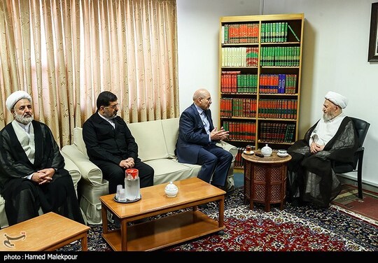 دیدار محمدباقر قالیباف رئیس مجلس شورای اسلامی و آیت‌الله شیخ جعفر سبحانی از مراجع عظام تقلید