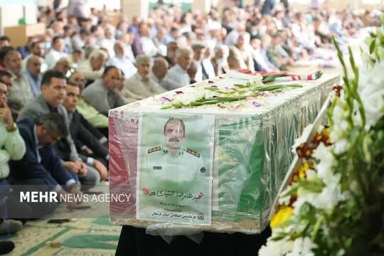 تشییع پیکر شهید «غلامرضا جمشیدی‌پور» در خرم‌آباد