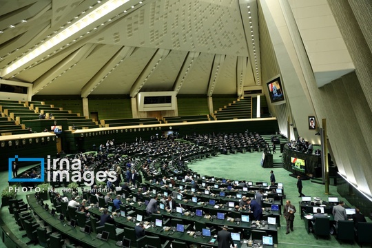جلسه علنی مجلس شورای اسلامی، صبح یکشنبه (۲۰ مهر ۱۴۰۴) به ریاست «محمدباقر قالیباف» برگزار شد.