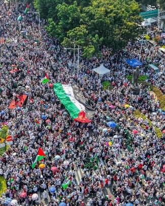 مردم اندونزی در حمایت از فلسطین تظاهرات گسترده‌ای به پا کردند.