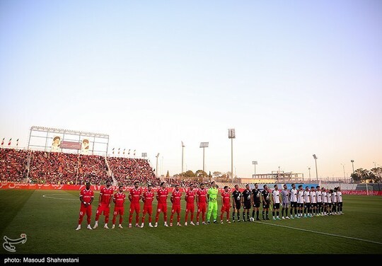لیگ برتر فوتبال- پرسپولیس و ذوب آهن
