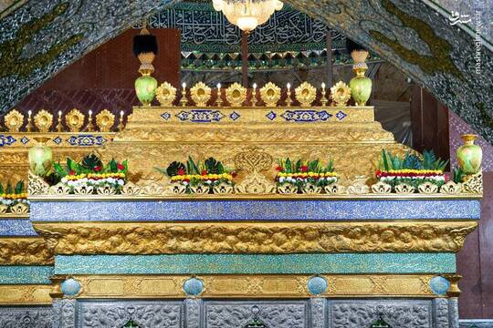 گلآرایی ضریح حرمین سامرا در سالروز ولادت زینب کبری(س)