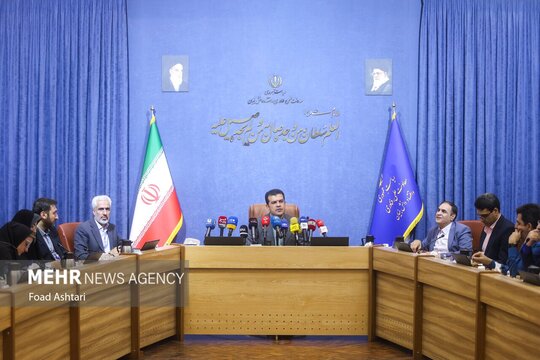 نشست خبری معاون علمی رئیس جمهور