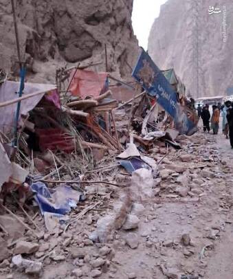 تصاویر خسارات ناشی از زلزله ۶.۳ ریشتری در شمال افغانستان که موجب خساراتی زیادی شد. در این حادثه دست کم ۳۰ نفر جان باختند.