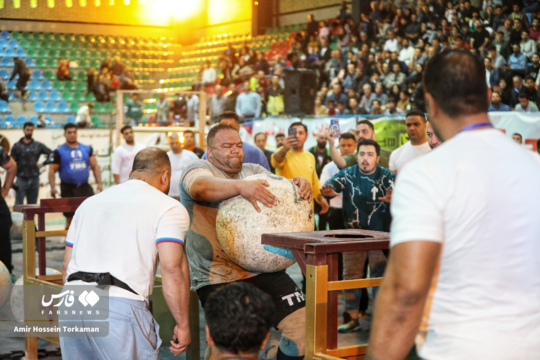 مسابقات قوی‌ترین مردان ایران