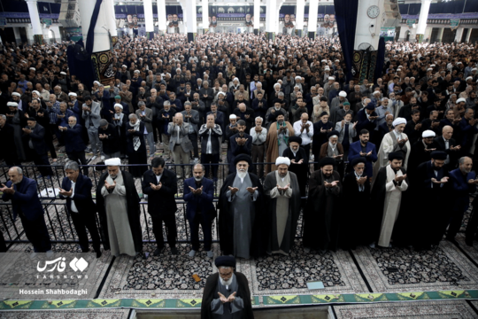 پیش از ظهر امروز نماز باران به امامت آیت‌الله سید محمد سعیدی امام‌جمعه قم، در مصلی قدس این شهر برگزار شد.