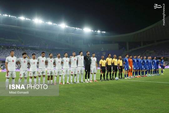 دیدار تیم‌های ملی فوتبال ایران و ازبکستان