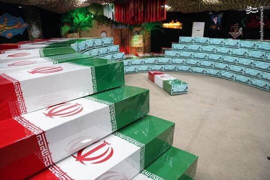 حضور پیکر ۱۰۰ شهید گمنام در معراج شهدا