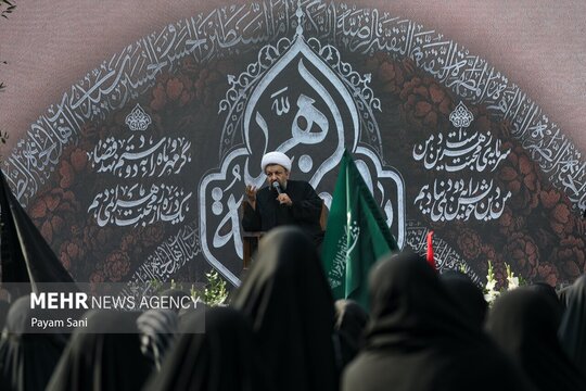 مراسم عزاداری شهادت حضرت زهرا (س) در میدان کمال الملک تهران