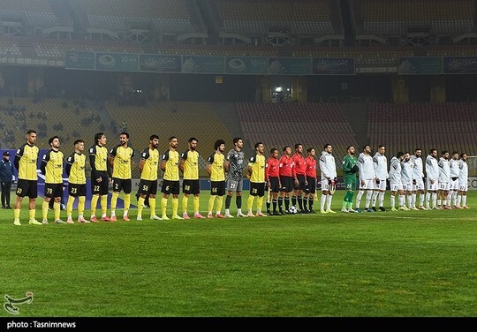 دیدار تیم‌های فوتبال سپاهان و الحسین اردن