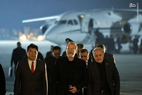 علی لاریجانی دبیر شورای عالی امنیت ملی ایران وارد فرودگاه نظامی نورخان در شهر راولپندی پاکستان شد.