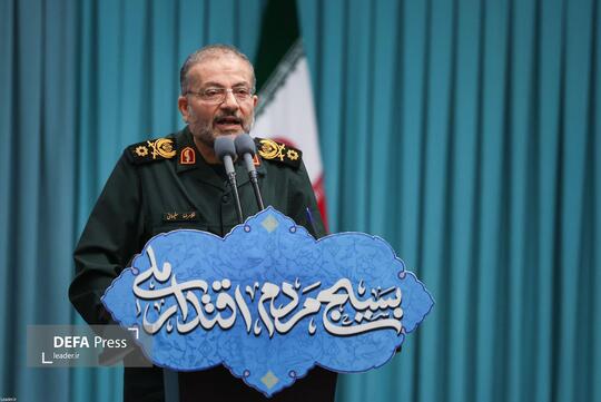 حضور سردار غلامرضا سلیمانی در مراسم روز بسیج در حسینیه امام خمینی(ره)