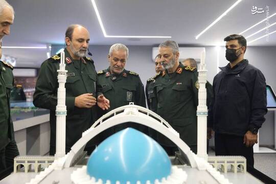 سرلشکر موسوی رئیس ستادکل نیروهای مسلح امروز  از قرارگاه سازندگی خاتم‌الانبیاء بازدید کرد.