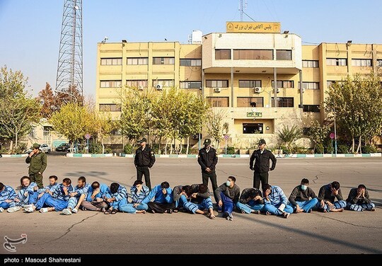 فرمانده انتظامی تهران بزرگ، از دستگیری 230 سارق و مالخر در قالب 55 باند و توقیف حساب 300 میلیارد تومانی یک باند سرقت منازل خبر داد.