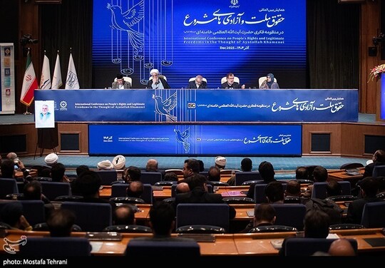 همایش بین المللی حقوق ملت و آزادی های مشروع در منظومه فکری رهبر معظم انقلاب  در سالن همایش های بین المللی صداوسیما برگزار شد.