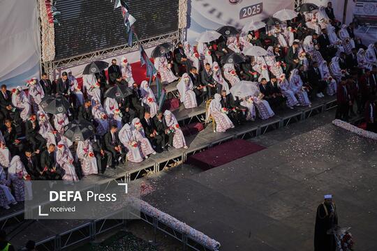 پنجاه و چهار زوج فلسطینی در یک مراسم نمادین که با حضور اهالی خان یونس برگزار شد، بمب امید را در میان ویرانه‌های جنگ منفجر و زندگی مشترک را آغاز کردند.