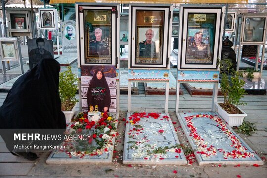 ۱۶ آذر سالروز ولادت شهیده فرشته باقری