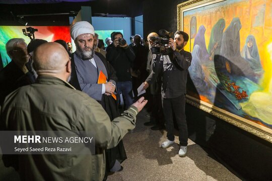آئین گشایش نمایشگاه آثار نقاشی عبدالحمید قدیریان با عنوان نقل «نور آمد»