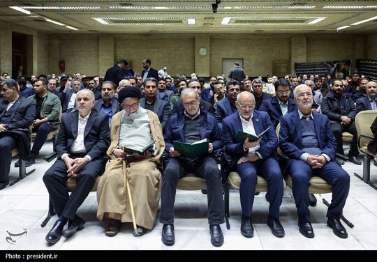 مراسم یادبود و ترحیم همسر و فرزندان اسماعیل سقاب اصفهانی، معاون رییس‌جمهوری و رییس سازمان بهینه‌سازی و مدیریت راهبردی انرژی، عصر روز دوشنبه در مسجد نور تهران برگزار شد.