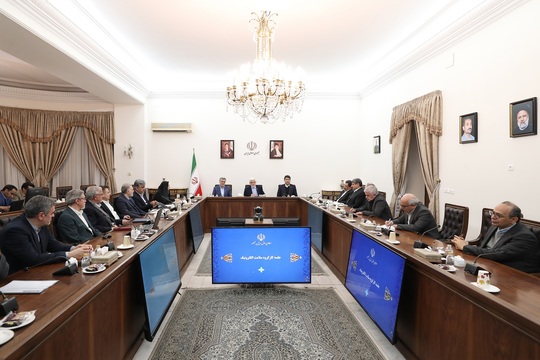 حضور معاون اول رئیس‌جمهور در اولین جلسه کارگروه سلامت الکترونیک