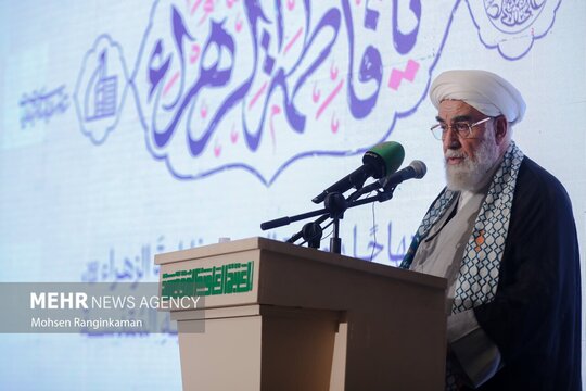 مراسم بهره برداری رسمی از صحن حضرت زهرا (س) با حضور حجت الاسلام محمدی گلپایگانی رئیس دفتر مقام معظم رهبری در حرم مطهر امیرالمومنین (علیه‌السلام) در نجف اشرف برگزار شد.