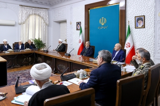 جلسه شورای‌عالی هماهنگی اقتصادی سران قوا ببه میزبانی دکتر مسعود پزشکیان و با حضور محمدباقر قالیباف، حجت‌الاسلام والمسلمین محسنی اژه‌ای و دیگر اعضای این شورا برگزار شد.