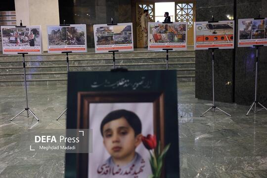 نمایشگاه «از جنایت تا عدالت» با هدف تبیین ضرورت پیگیری حقوقی تجاوز رژیم صهیونیستی و آمریکا در جریان جنگ ۱۲ روزه، در مجلس شورای اسلامی افتتاح شد.