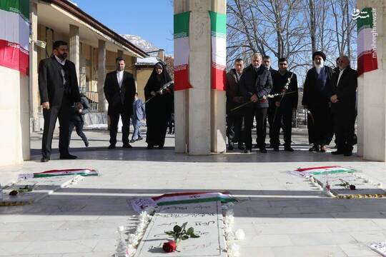 حضور رییس جمهور دریادمان شهدای گمنام چهارمحال بختیاری