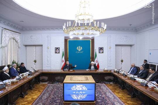 دیدار رئیس و اعضای مجمع تشخیص مصلحت نظام با پزشکیان