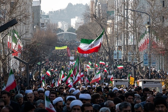 مردم سنندج امروز در راهپیمایی باشکوه حوادث تروریستی اخیر را محکوم کردند.