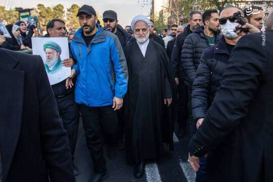 حضور حجت الاسلام والمسلمین محسنی اژه‌ای رئیس قوه قضاییه در راهپیمایی ضد تروریستی تهران