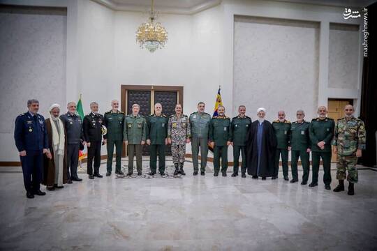 دیدار صمیمانه فرماندهان ارتش و سپاه بمناسبت روز پاسدار