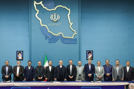 بهره‌برداری از پروژه‌های عمرانی، سرمایه‌گذاری و گردشگری مناطق آزاد تجاری ـ صنعتی با حضور رئیس‌جمهور پزشکیان