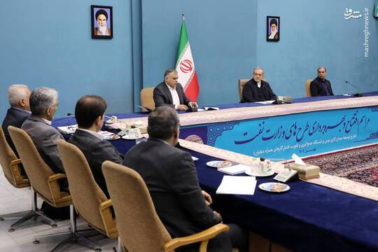 ​​​​​​​افتتاح و بهره برداری از طرح‌های نفت و نیرو با حضور رئیس جمهور