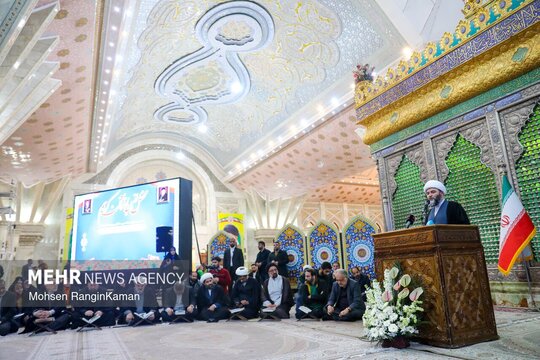 جامعه قرآنی، همزمان با دهه مبارک فجر با حضور حجت‌الاسلام محمد قمی، حجت‌الاسلام سیدحسن خمینی و حجت‌الاسلام علی تقی‌زاده،  با آرمان‌های بنیان‌گذار انقلاب اسلامی تجدید میثاق کردند.