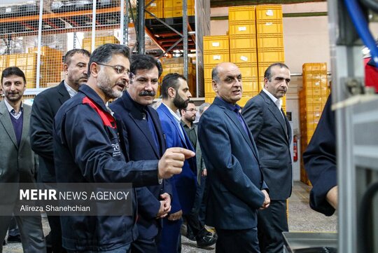 عبدالکریم حسین‌زاده معاون رئیس‌جمهور در امور توسعه روستایی و مناطق محروم به‌منظور افتتاح و آغاز عملیات اجرایی ۴۶ طرح سرمایه‌گذاری و زیرساختی در منطقه آزاد انزلی حضور یافت.