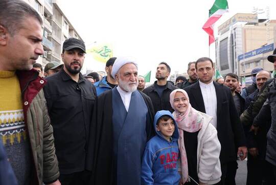 حضور حجت الاسلام محسنی اژه‌ای رئیس قوه قضاییه در راهپیمایی یوم الله ۲۲ بهمن