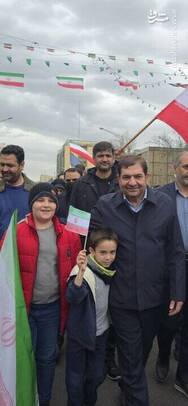 حضورمحمد مخبر مشاور رهبر انقلاب در راهپیمایی یوم الله ۲۲ بهمن