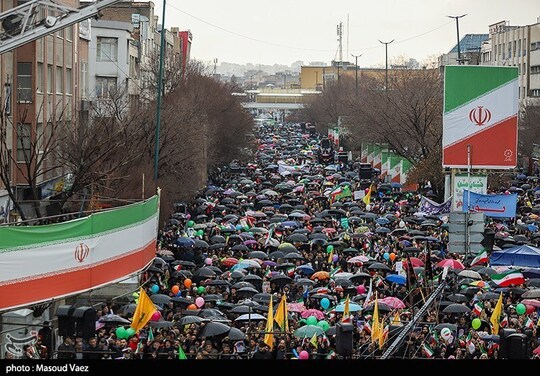 راهپیمایی 22 بهمن در تبریز