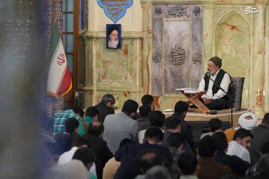 مراسم مناجات‌ شب ششم ماه مبارک رمضان در رواق امام خمینی(ره) حرم مطهر امام‌ رضا علیه‌السلام با مداحی حاج محمود کریمی برگزار شد.