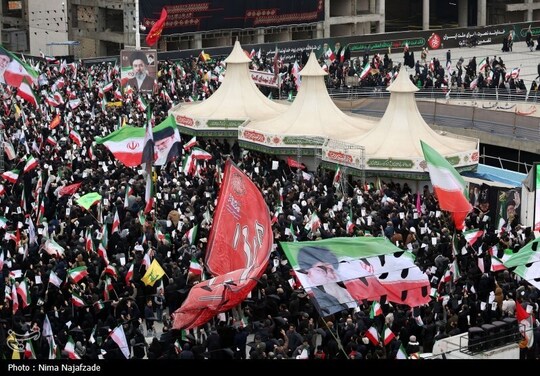 اجتماع مردمی بیعت با آیت‌الله سید مجتبی خامنه‌ای سومین رهبر معظم انقلاب اسلامی - مشهد
