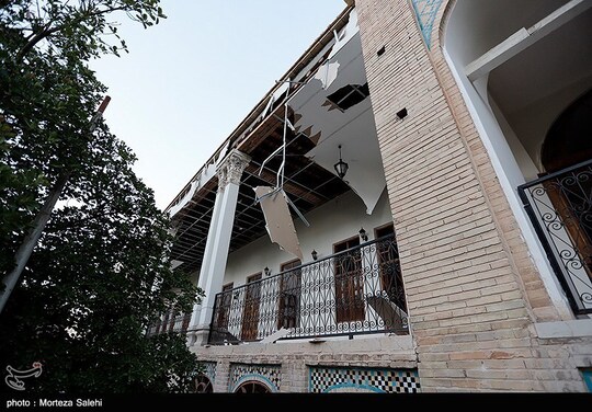 در پی تجاوز وحشیانه امروز رژیم صهیونیستی و آمریکای جنایتکار به خاک کشورمان ؛ باغ موزه چهلستون، موزه هنر های معاصر و موزه هنر های تزئینی اصفهان دچار آسیب شد