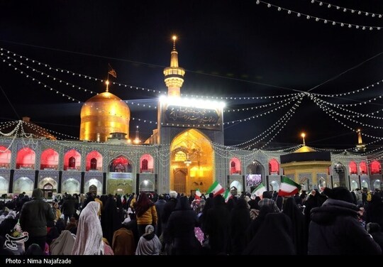 مراسم احیای شب بیست و سوم ماه رمضان در حرم رضوی