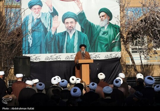 اجتماع بیعت حوزویان همدان با امام سید مجتبی خامنه ای -همدان