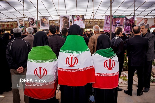 با تداوم برگزاری آیین‌های چهلم شهدای جنگ رمضان، هر روز یاد جمعی از شهدا در قطعه ۴۲ بهشت زهرا (س) گرامی داشته می‌شود؛