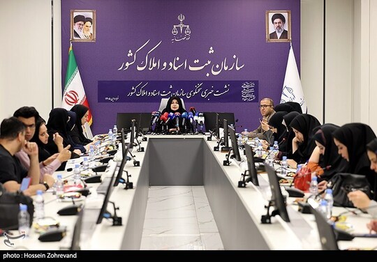 اعظم قویدل، سخنگوی سازمان ثبت اسناد و املاک کشور از صدور میلیونی اسناد جدید و اتصال گسترده مشاوران املاک به سامانه‌های ثبت خبر داد.