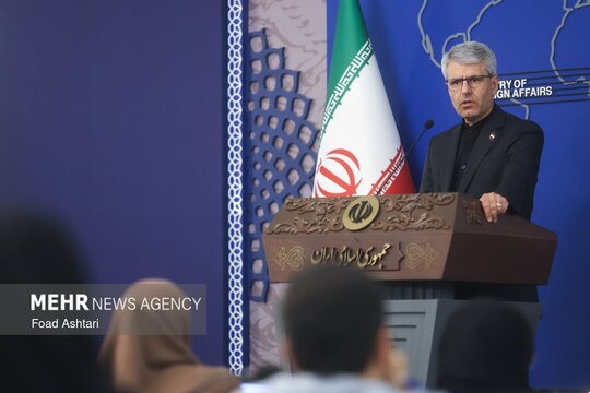 نشست خبری اسماعیل بقایی سخنگوی وزارت امور خارجه با حضور اصحاب رسانه برگزار شد.